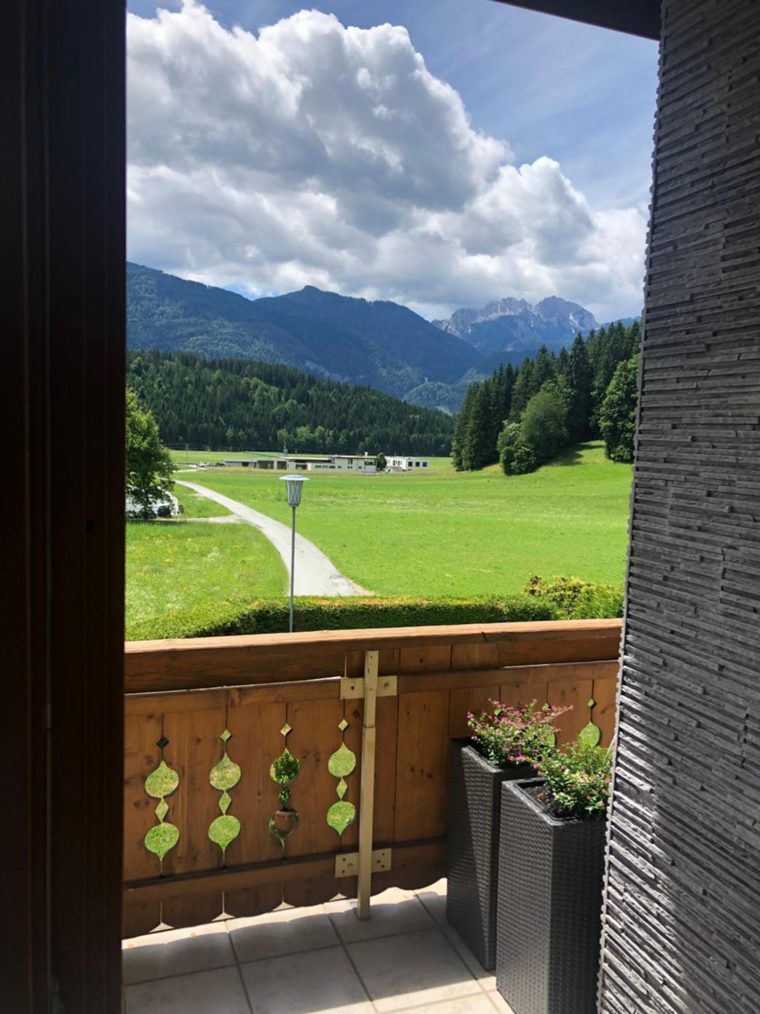 Fritz Apartments "Haus Bergblick" Hermagor-Pressegger See Room photo